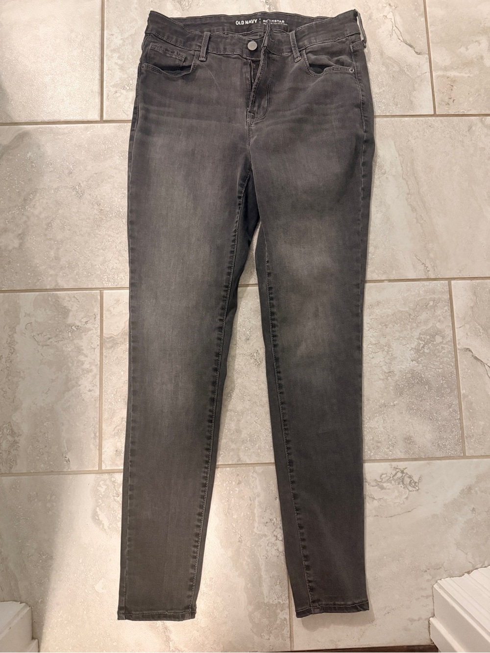 Old Navy Women's Charcoal Skinny Jeans